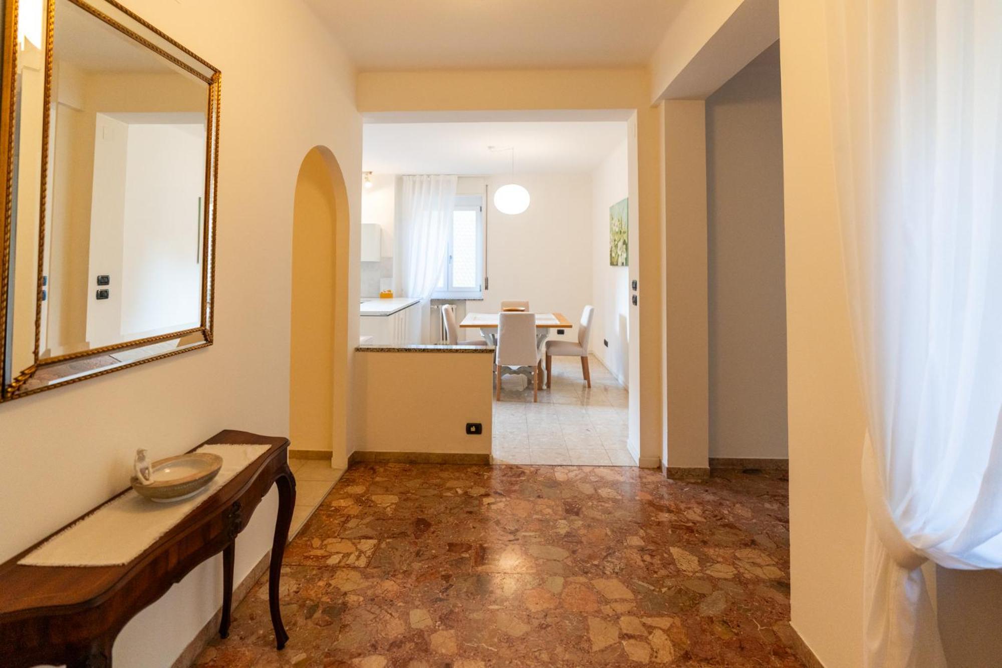 Domus Verona - Elegante Residenza Con Affaccio Su Porta Leoni Zimmer foto