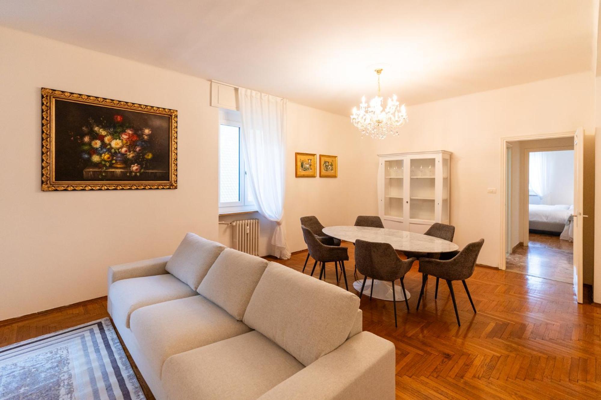Domus Verona - Elegante Residenza Con Affaccio Su Porta Leoni Zimmer foto